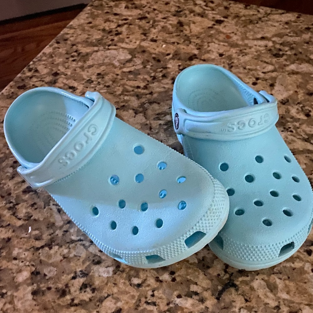 Crocs